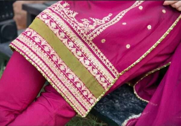 Omal by Komal Lawn BOS-010 | Premium Embroidered Summer Collection in 2025 - Image 4